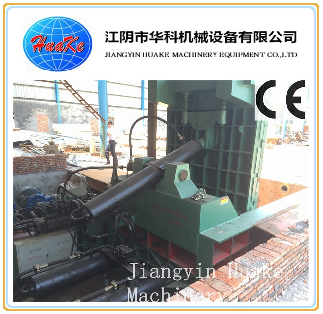 Máy ép kiện phế liệu thủy lực 200 tấn 0