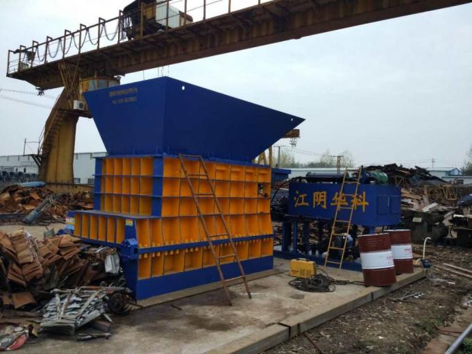 Kéo cắt container có đường viền 500 tấn để cắt kim loại phế liệu / cắt container kim loại phế liệu 4