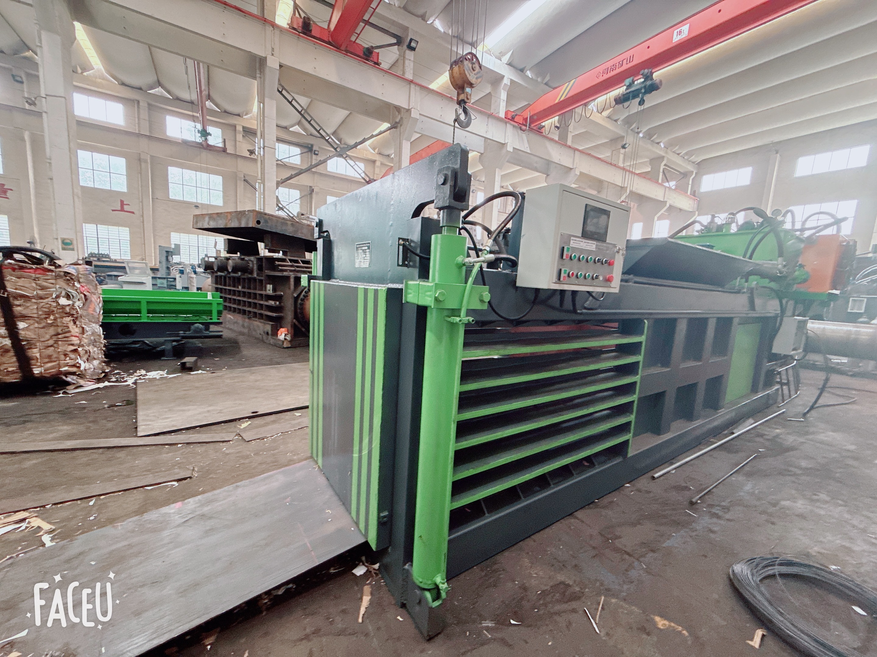 Blog công ty mới nhất về 40HQ Looks Full but Underweight: Common Mistakes on Bale Size and Density for Nigerian cardboard Exporters