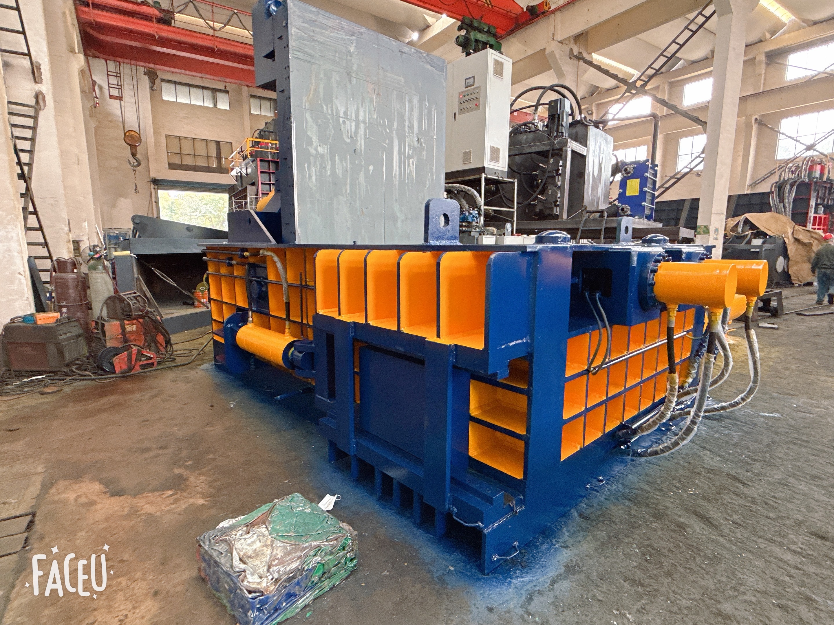 Blog công ty mới nhất về How to Improve Scrap Metal Baler Output When Processing High Volumes of Steel Scrap