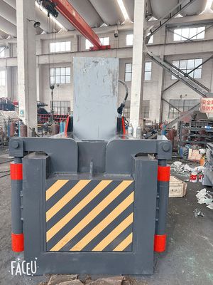 Mua 200T thủy lực phế liệu kim loại Baler Press / kim loại tái chế máy baler với Plc điều khiển online manufacture